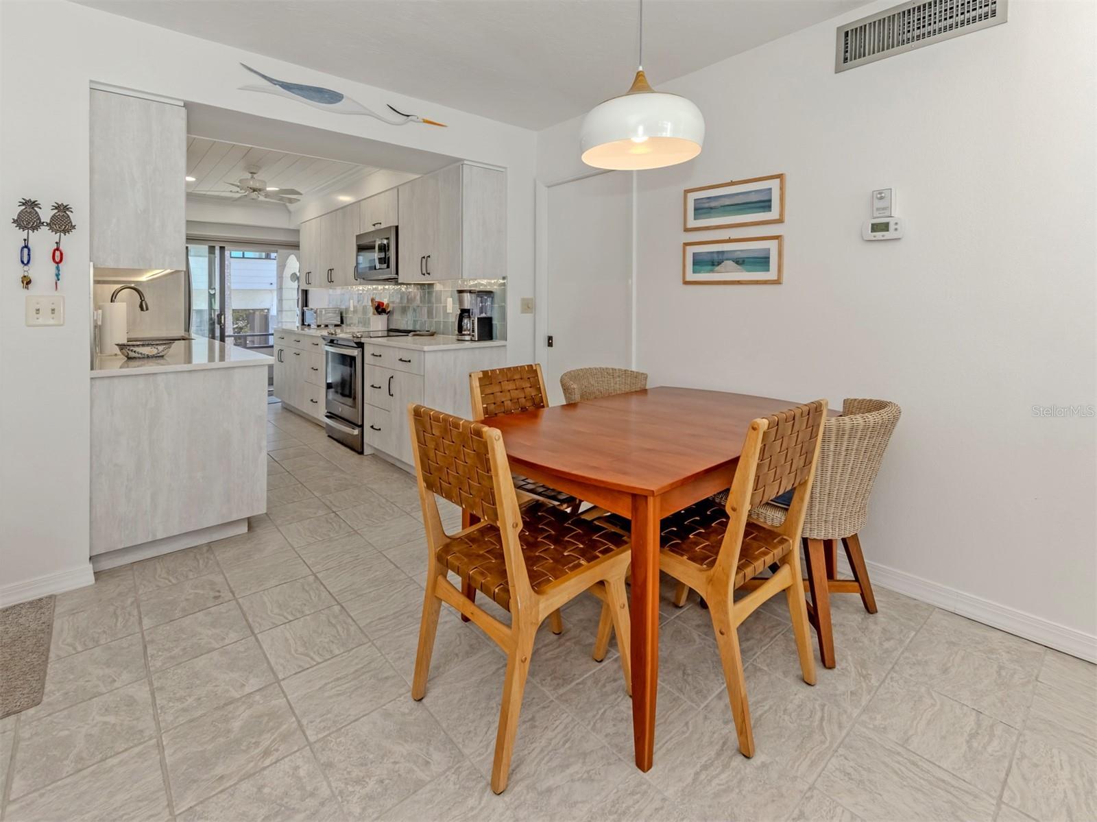 BAHIA VISTA GULF - Residential