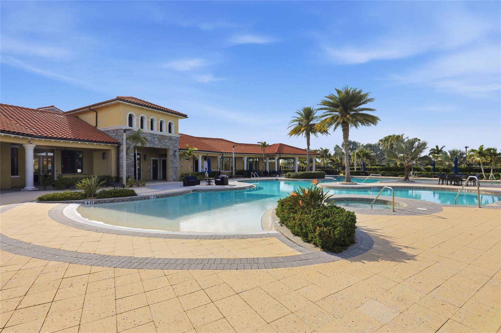 RENAISSANCE - Residential