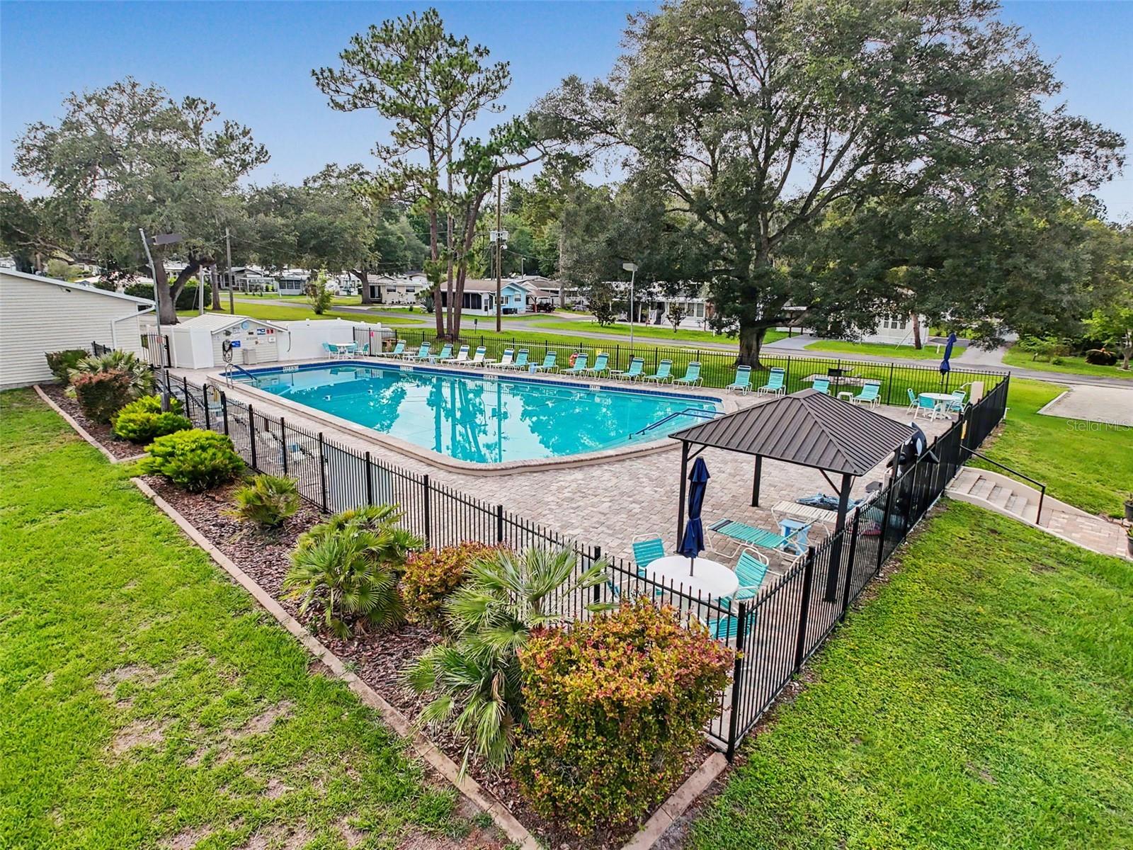 CAMPERS HOLIDAY - Residential