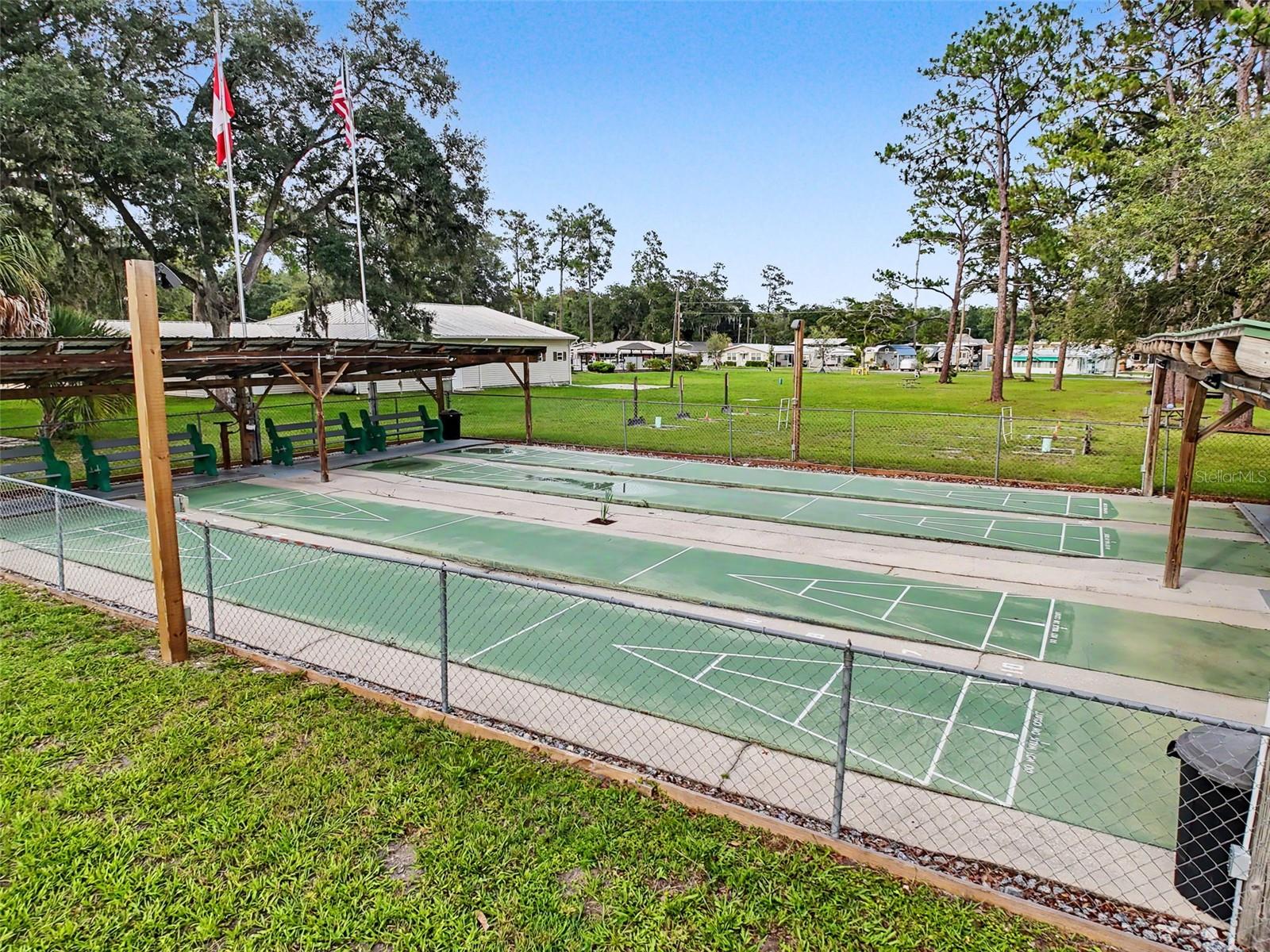 CAMPERS HOLIDAY - Residential