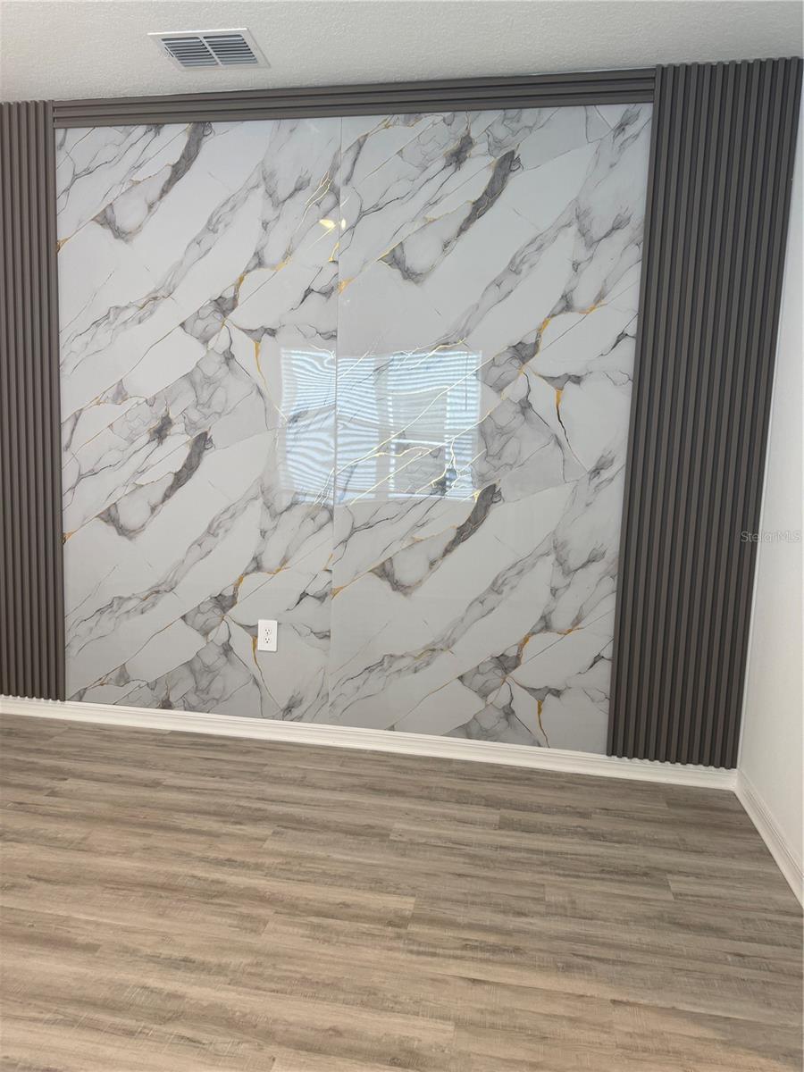 CASCADES PHASE 3 - Residential Lease