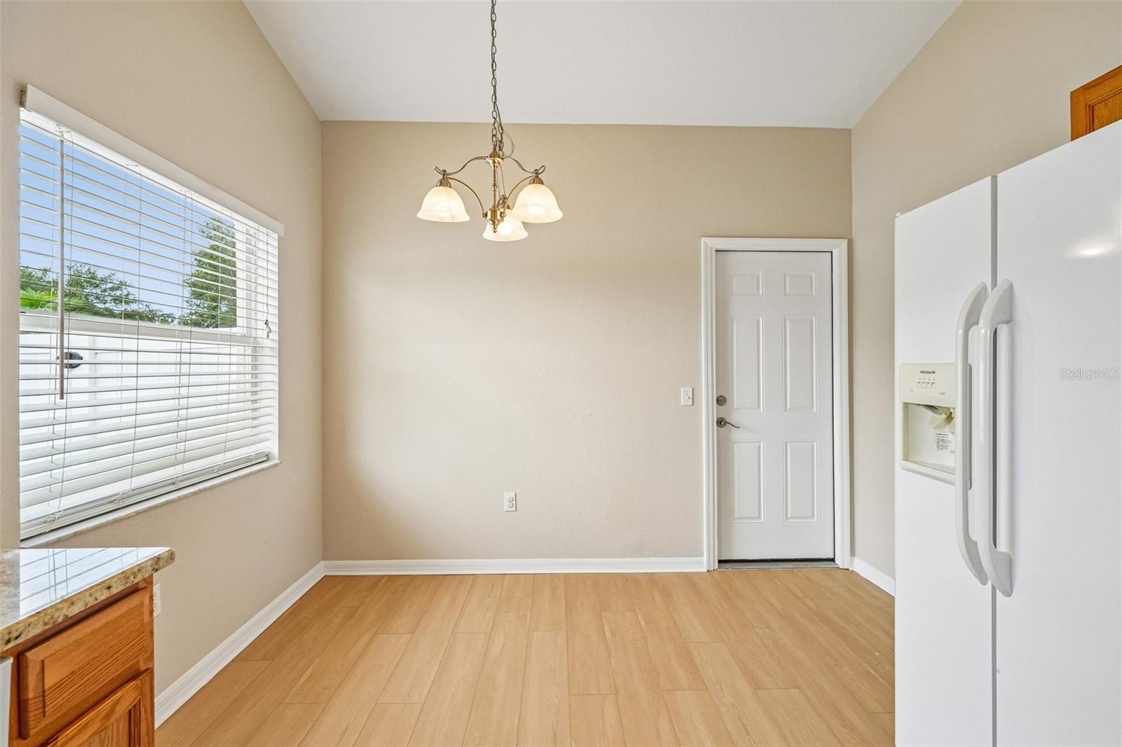 AYERSWORTH GLEN - Residential