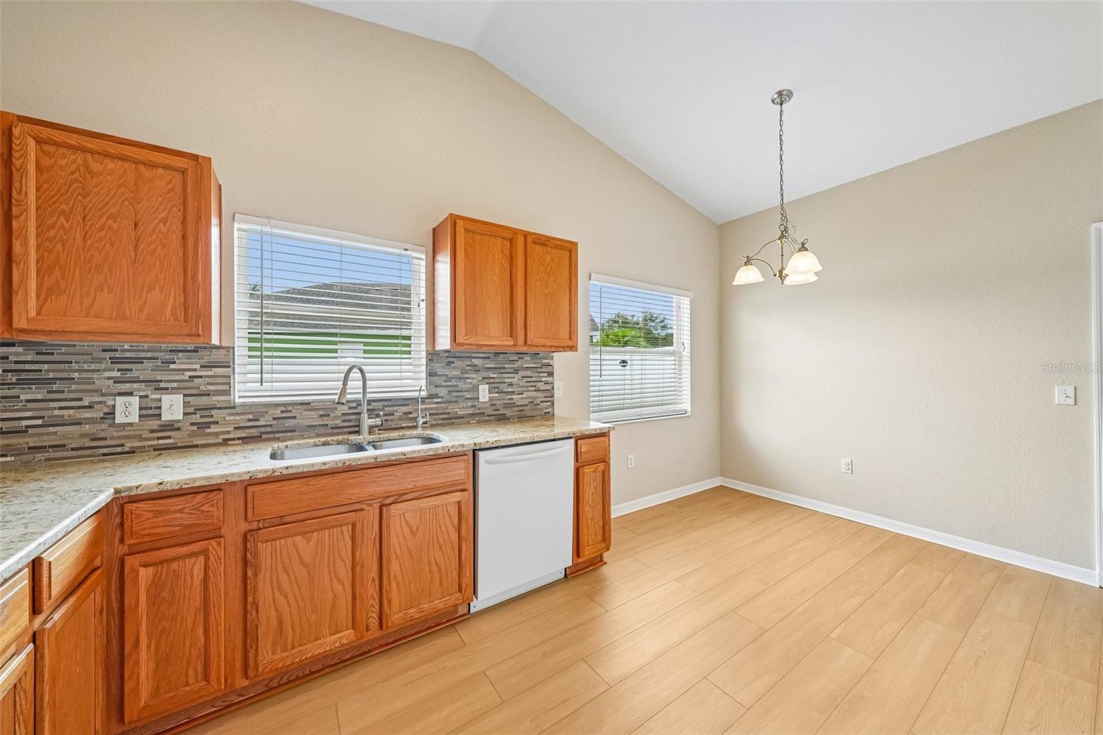 AYERSWORTH GLEN - Residential