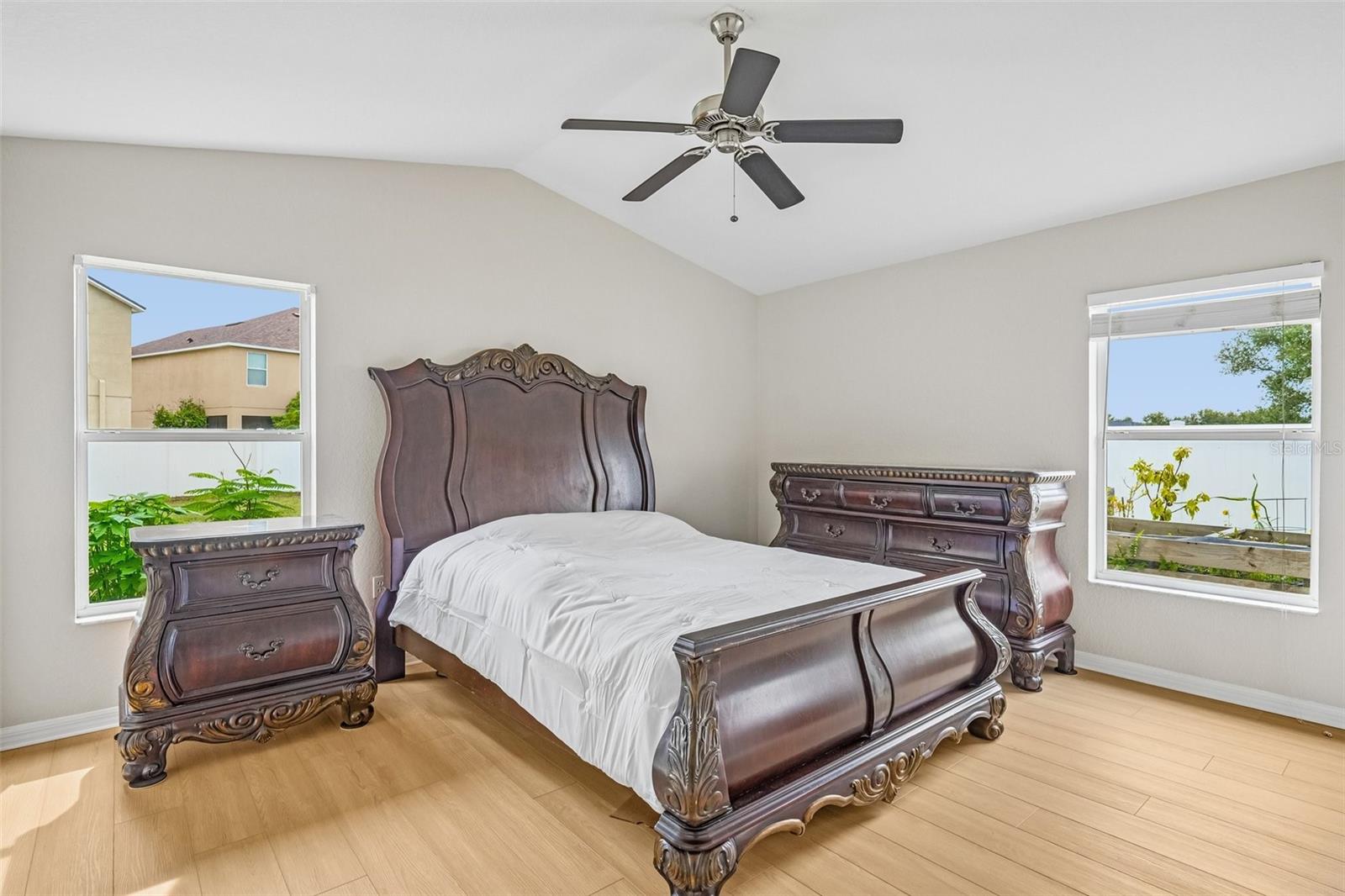 AYERSWORTH GLEN - Residential