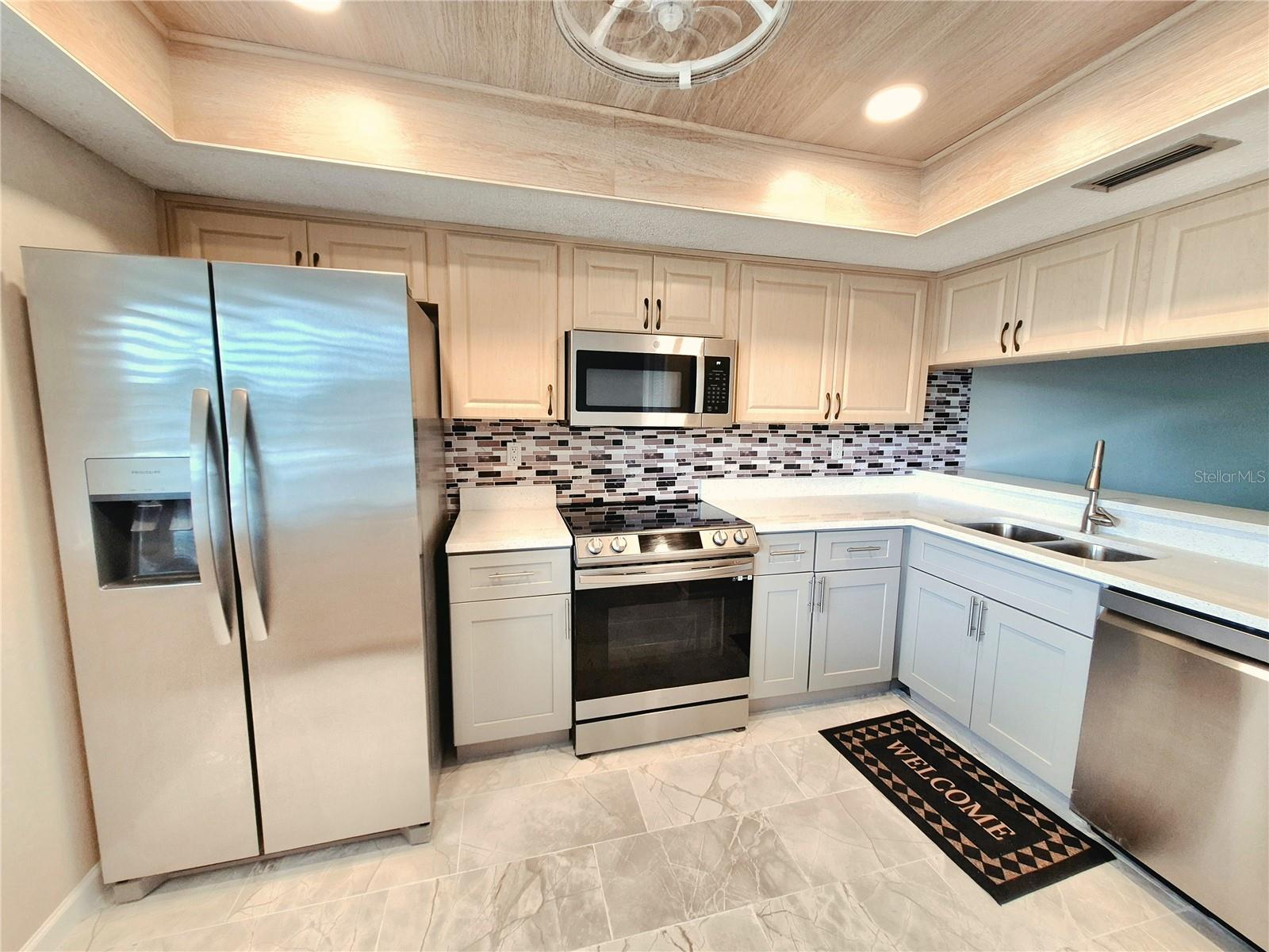 EAST LAKE WOODLANDS CONDO - Residential