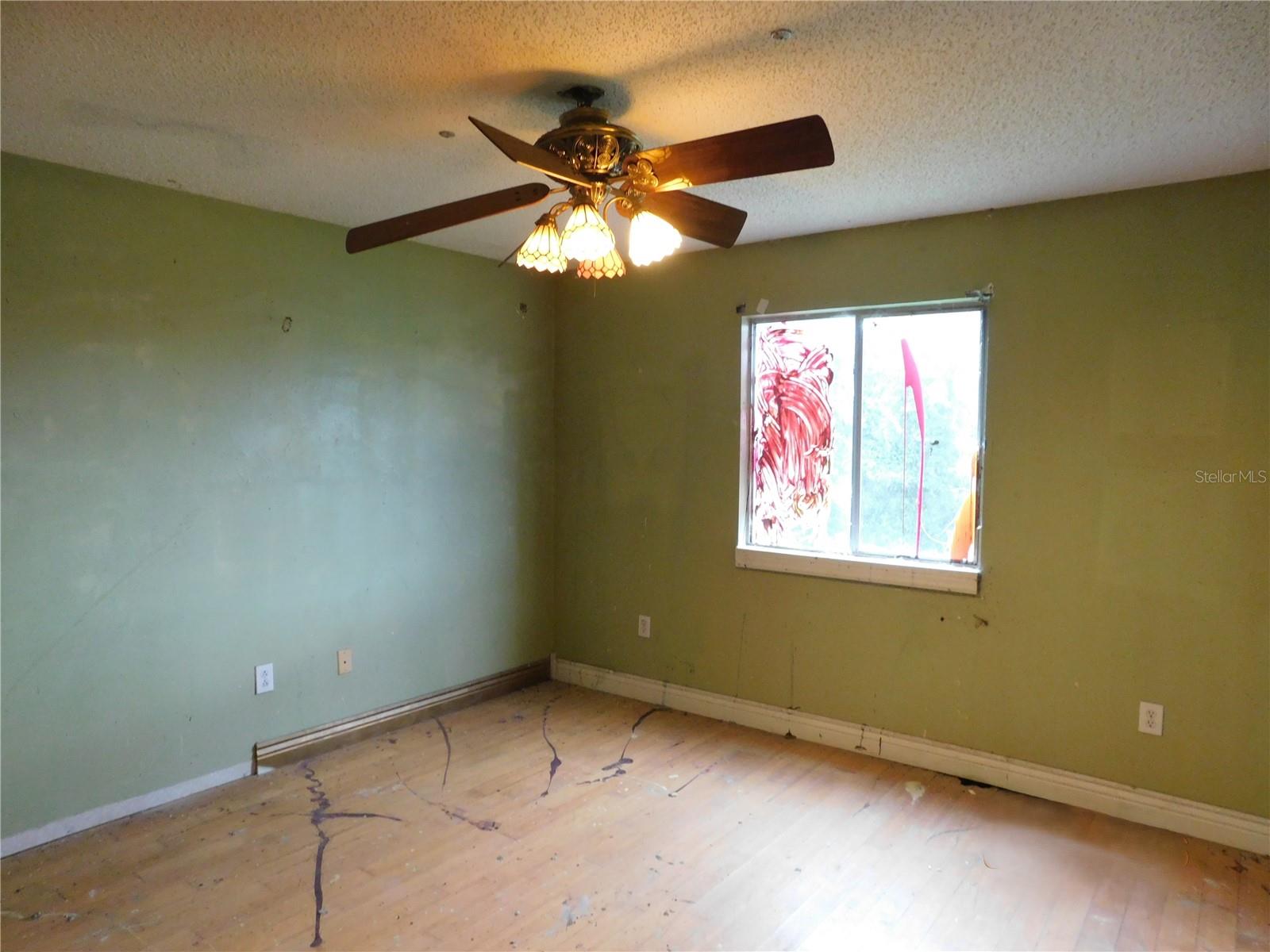 BEACON LAKES CONDO 05 01 - Residential