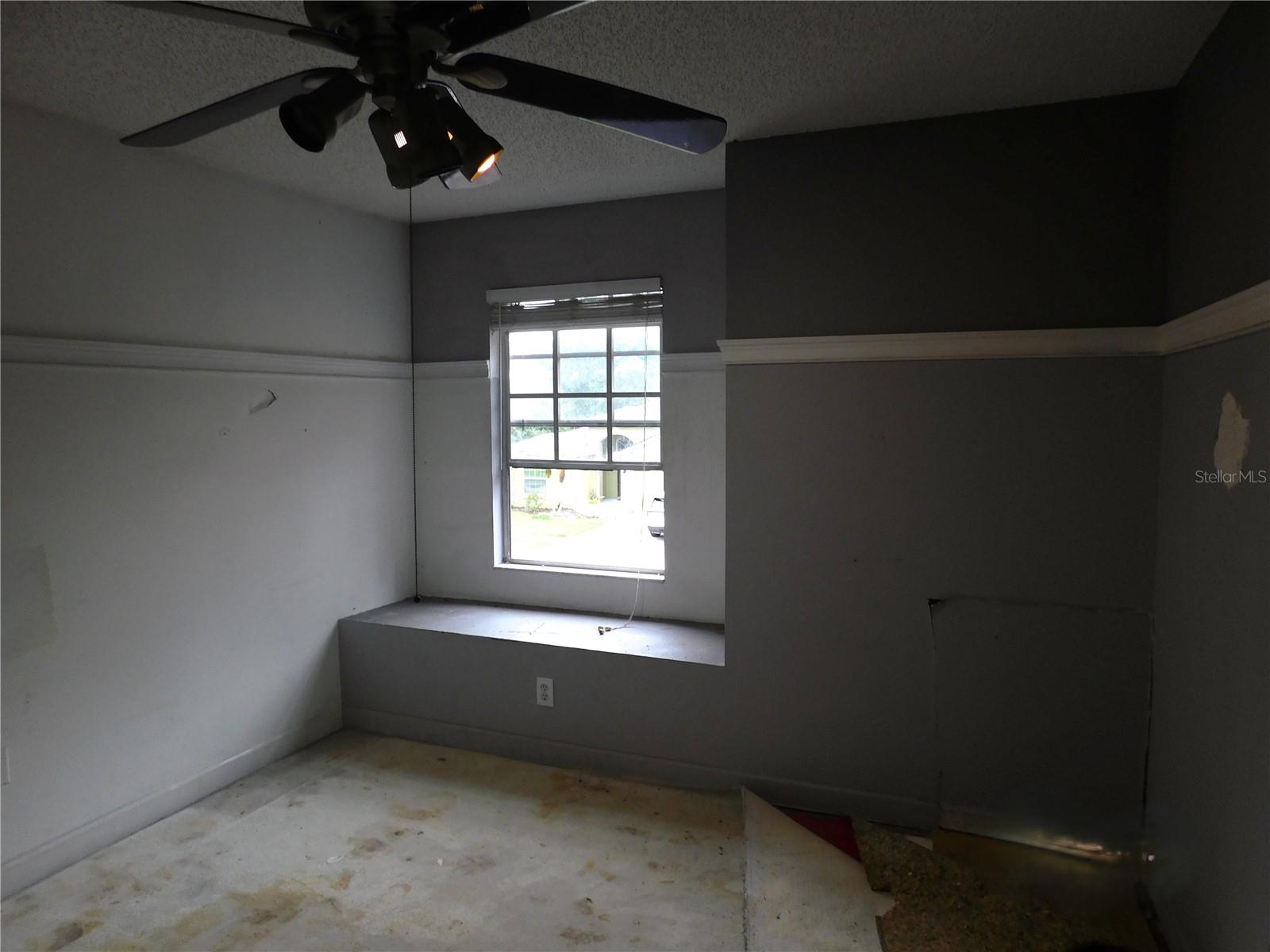 BEACON LAKES CONDO 05 01 - Residential