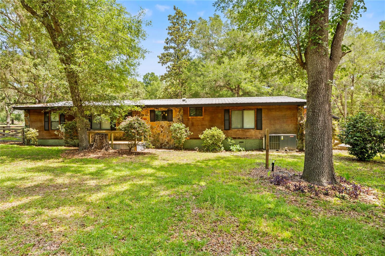 ACREAGE - Residential