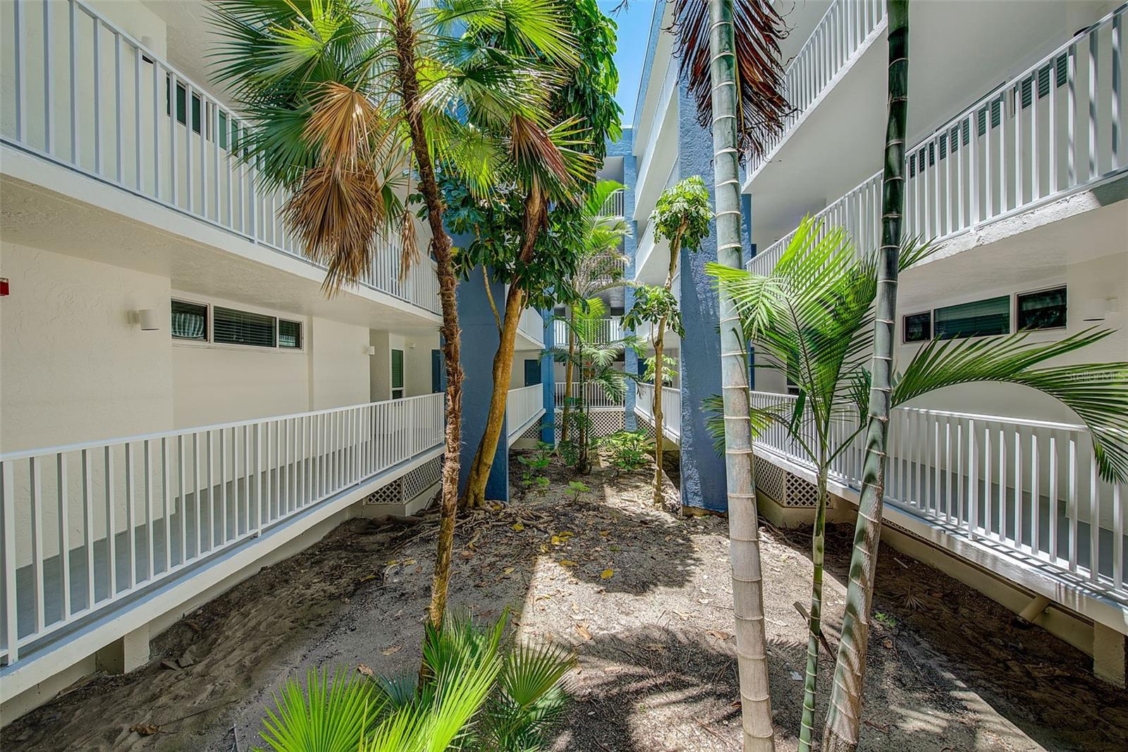 BREAKERS THE CONDO - Residential