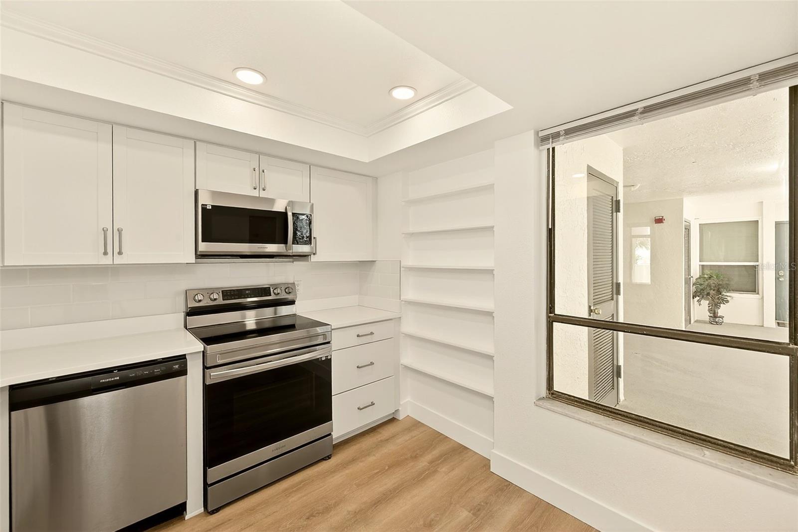 BREAKERS THE CONDO - Residential