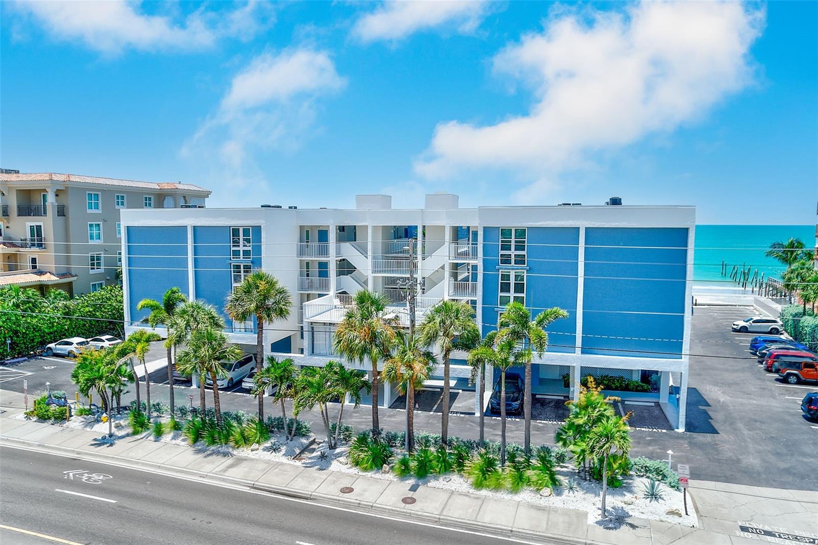 BREAKERS THE CONDO - Residential