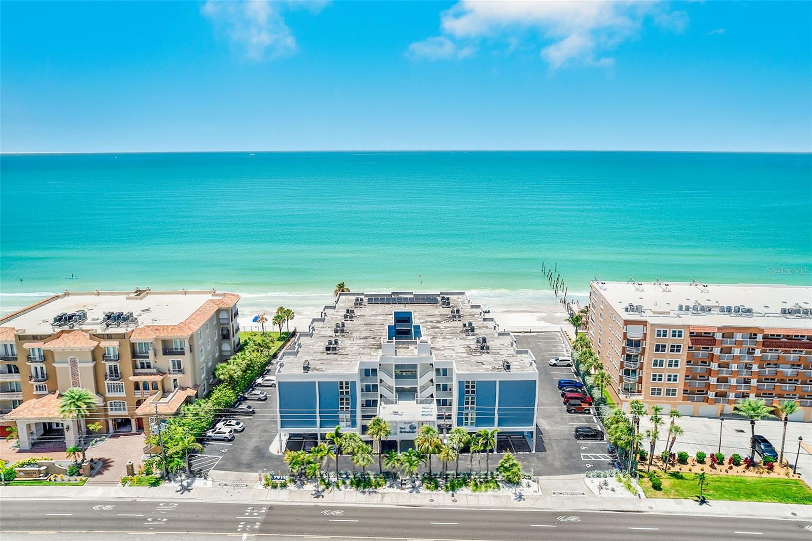 BREAKERS THE CONDO - Residential