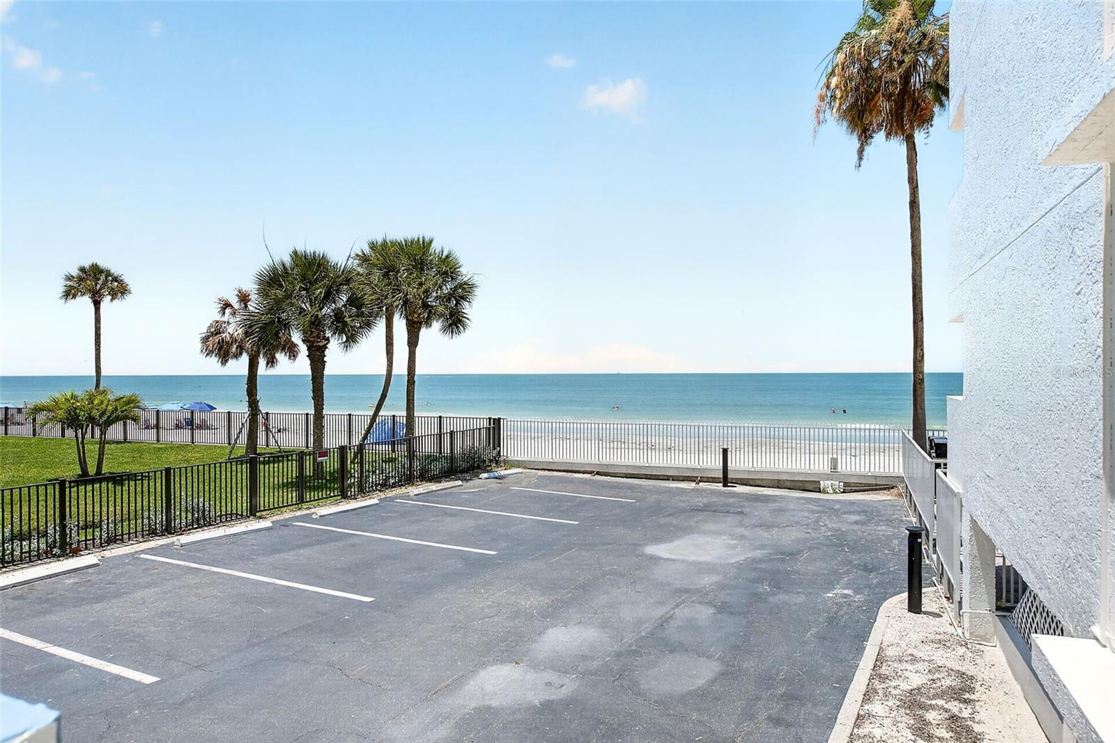 BREAKERS THE CONDO - Residential