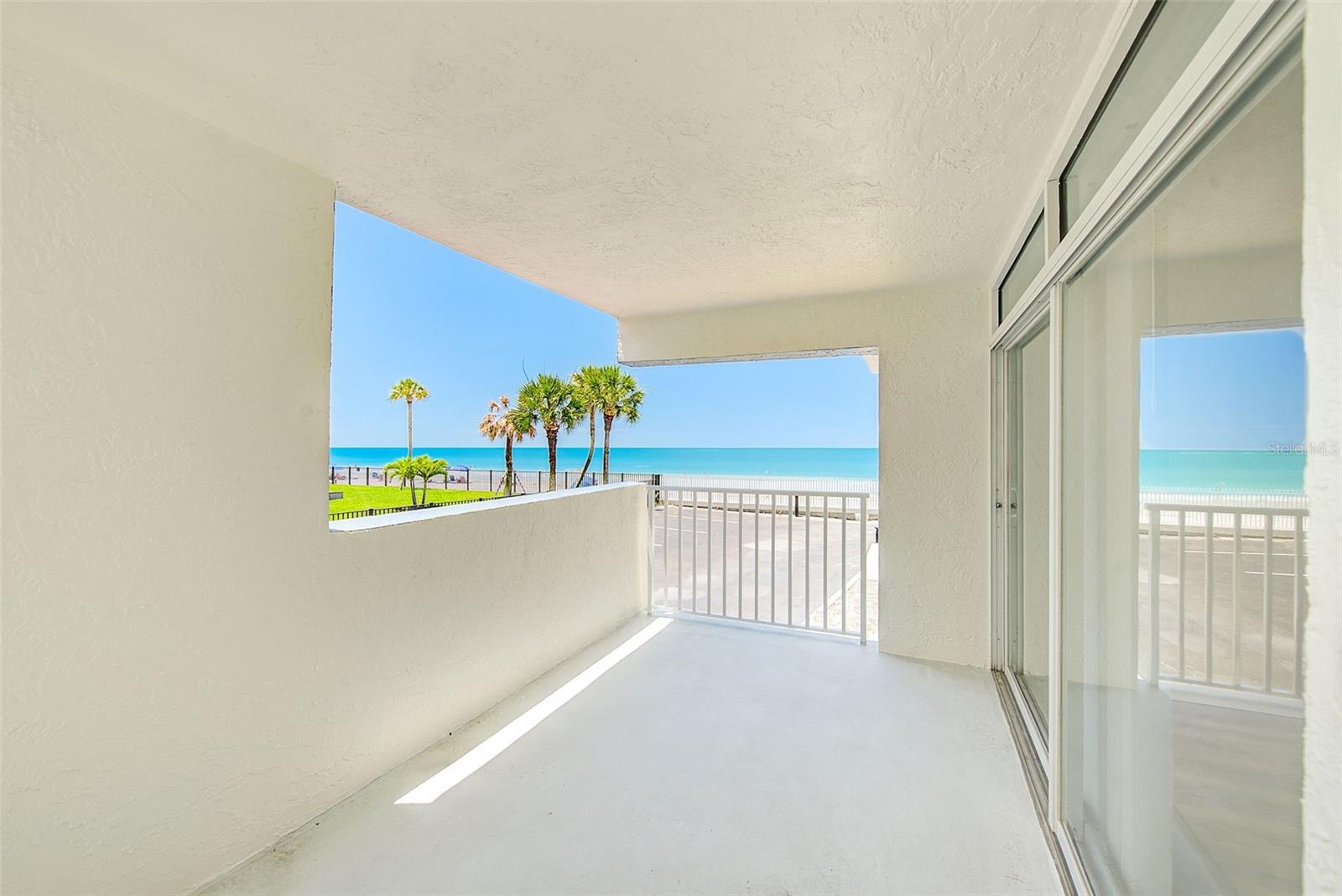 BREAKERS THE CONDO - Residential
