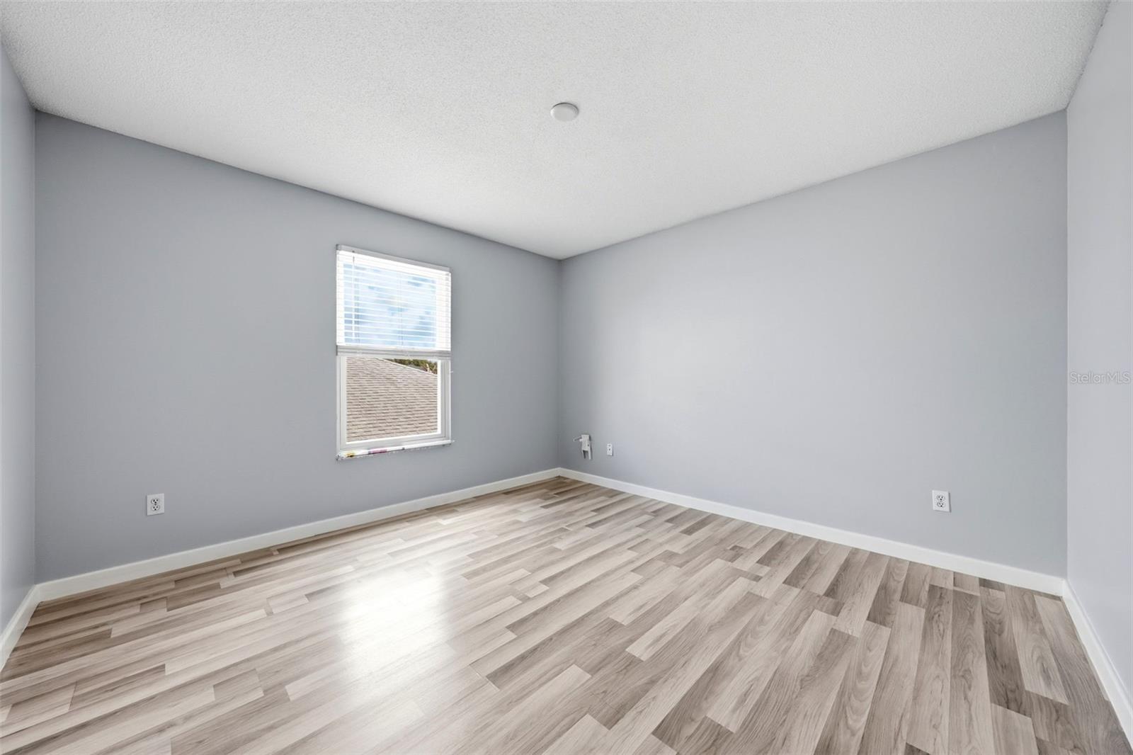 ANDOVER LAKES PH 03B - Residential