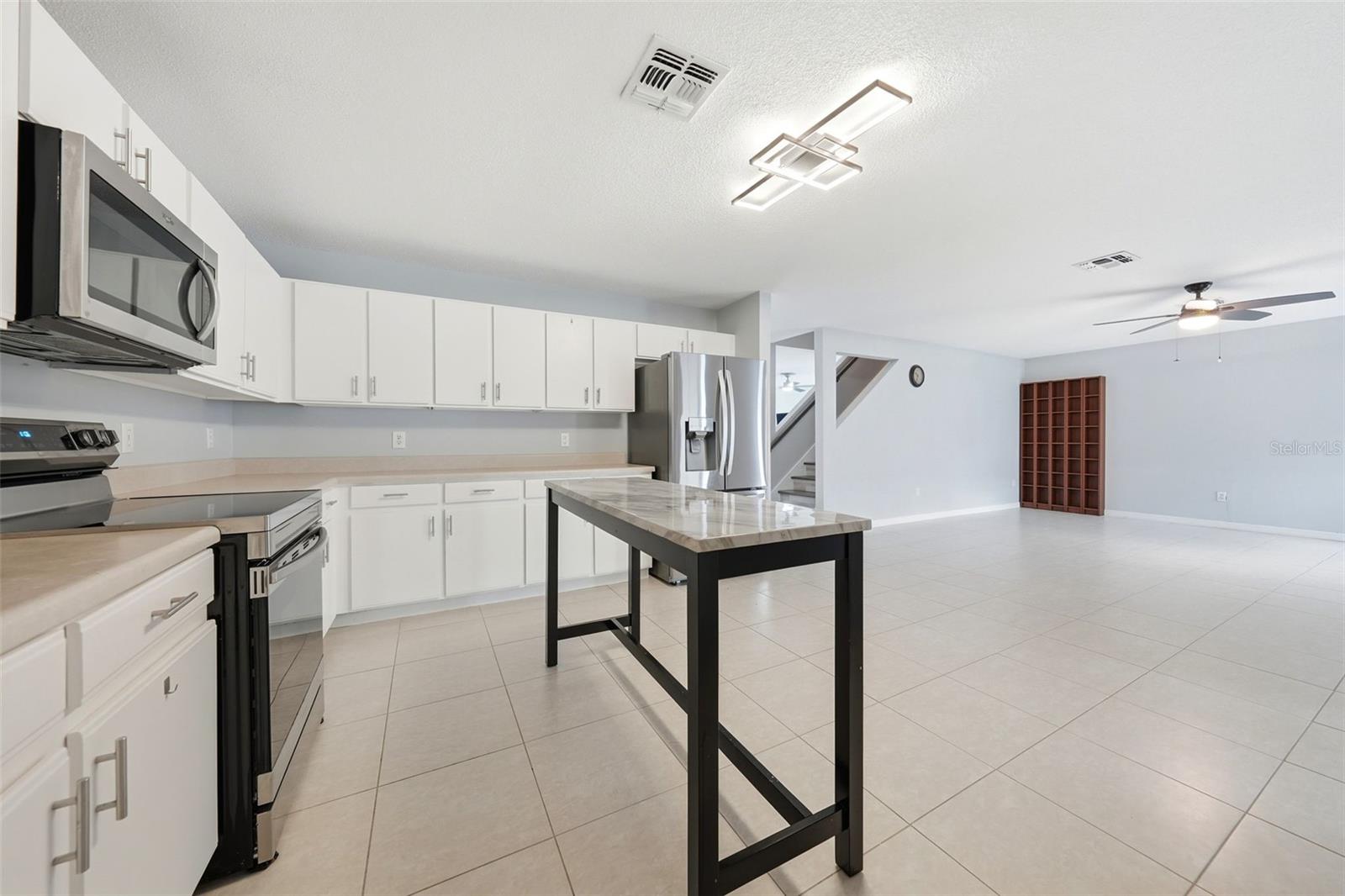ANDOVER LAKES PH 03B - Residential
