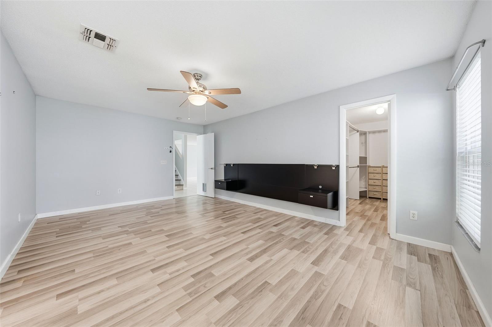 ANDOVER LAKES PH 03B - Residential