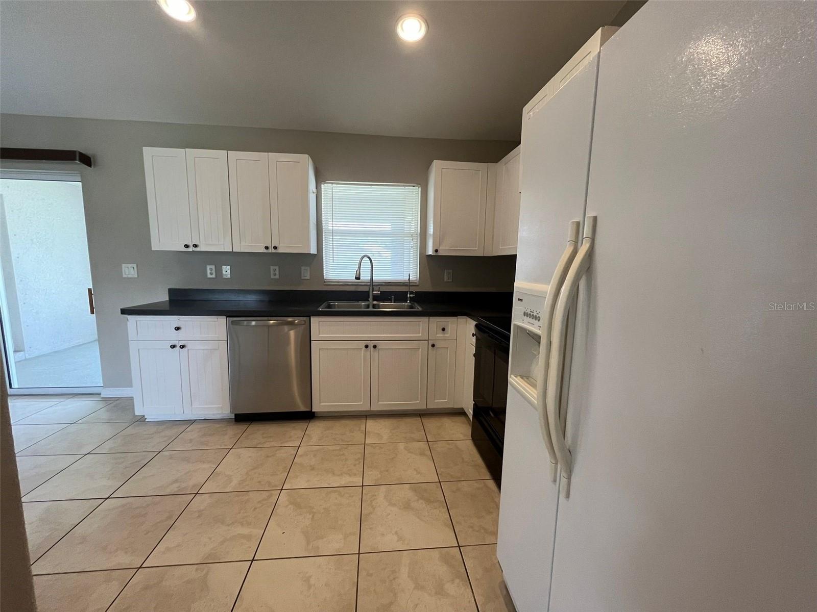 PORT CHARLOTTE SUB 11 - Residential Lease