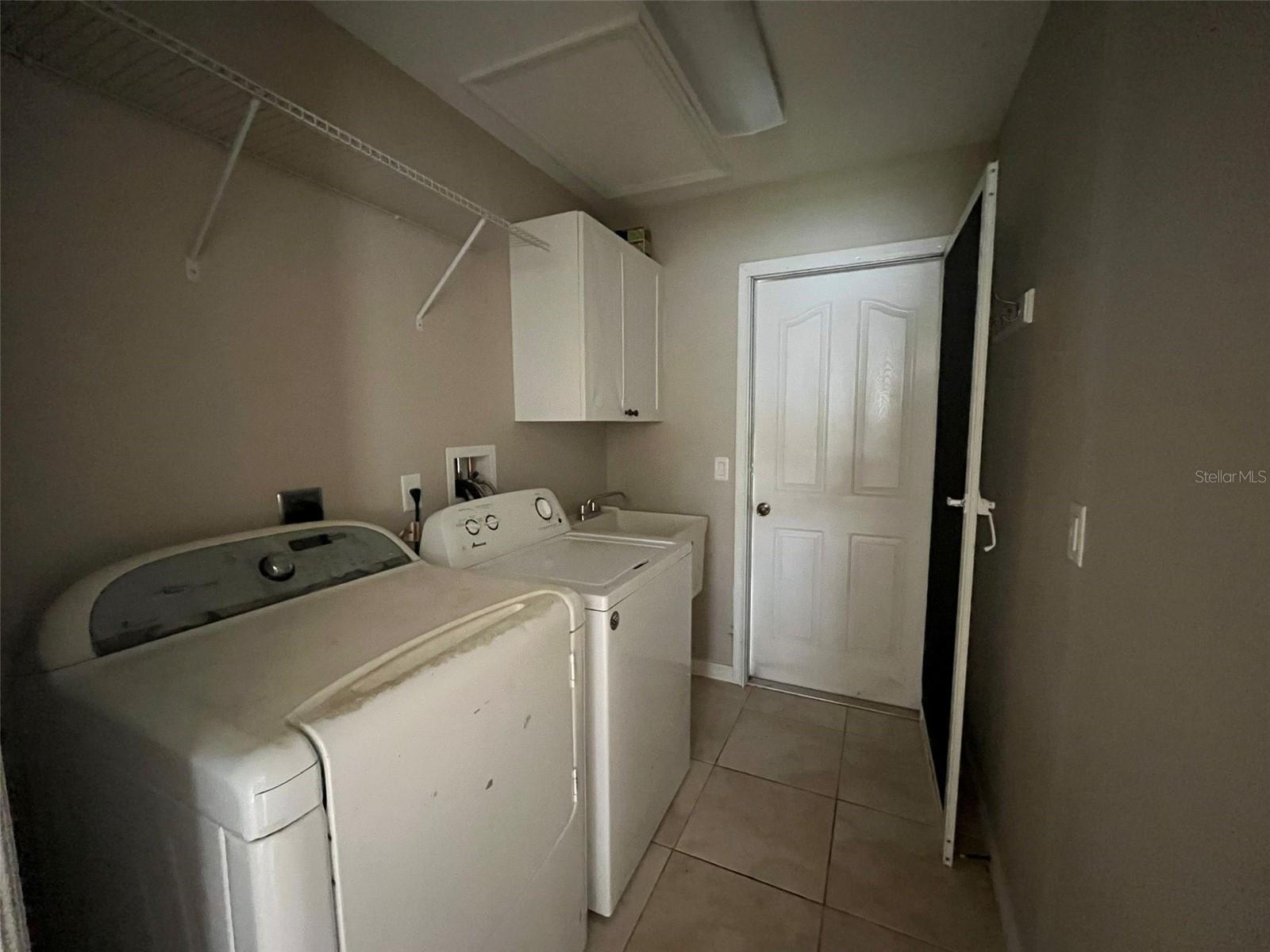 PORT CHARLOTTE SUB 11 - Residential Lease