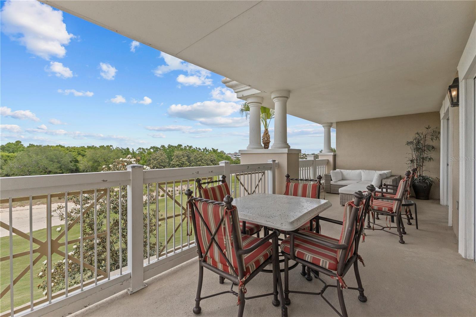 CENTRE COURT RIDGE CONDO PH 3 BLDG C - Residential
