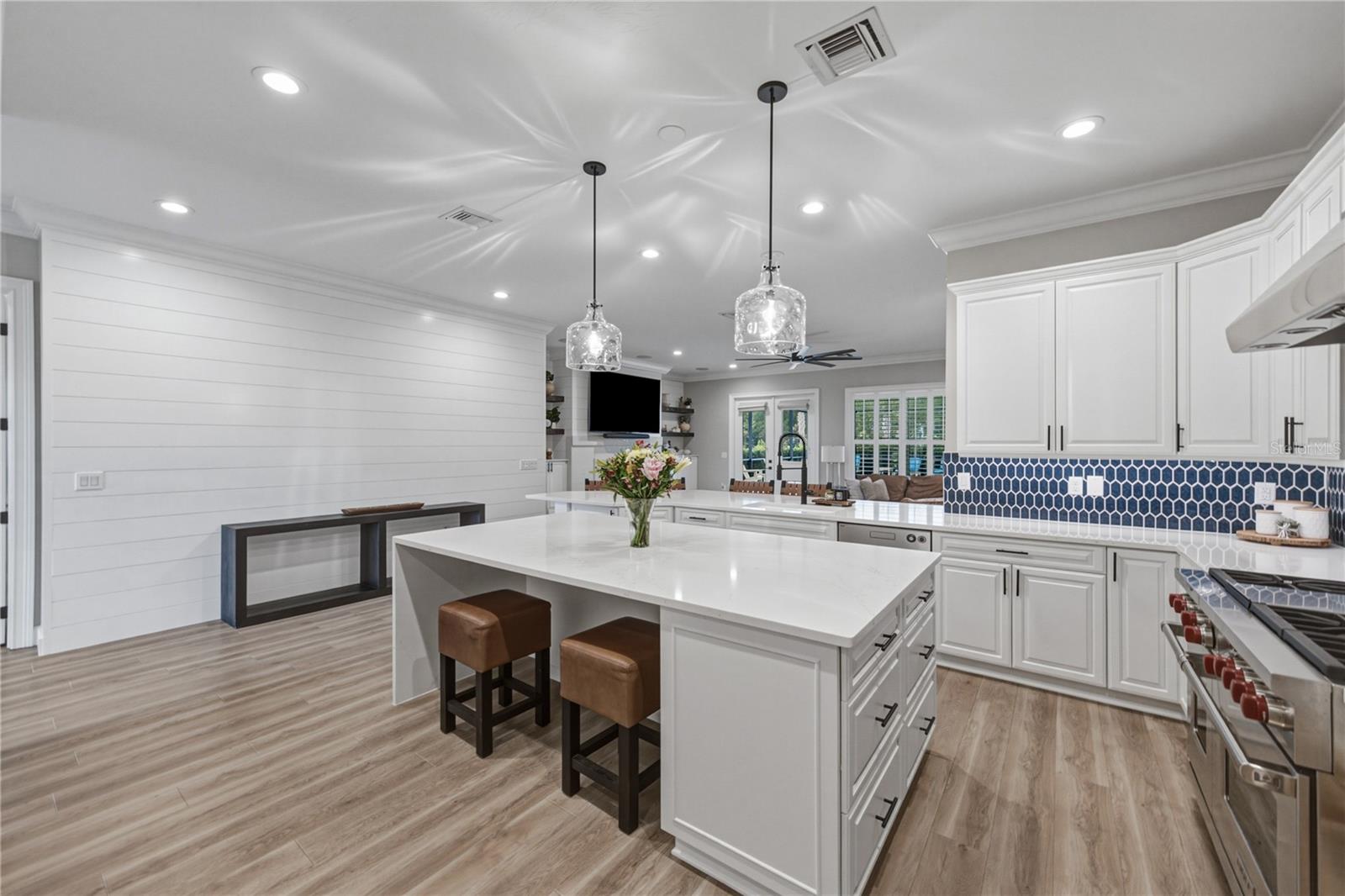 KUMQUAT LANDING - Residential