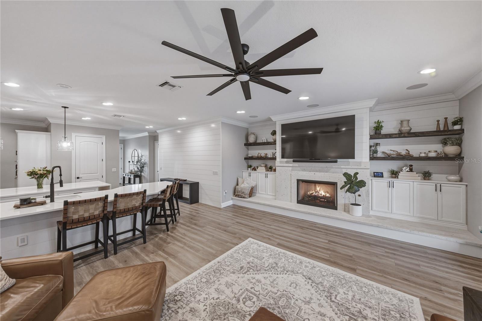 KUMQUAT LANDING - Residential