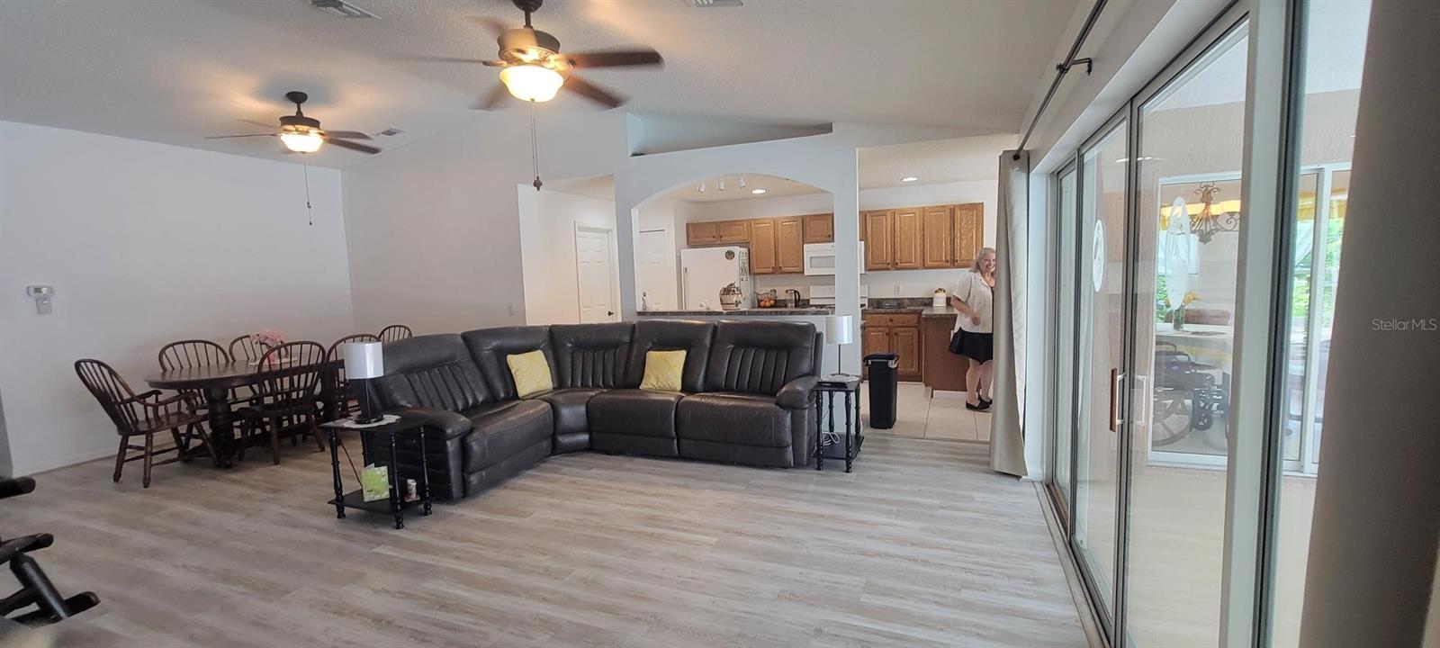 SUMMEGLEN PH 01 - Residential