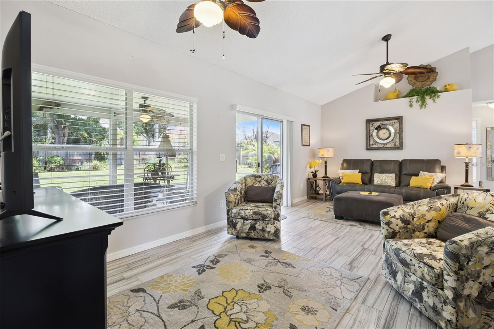 EUSTIS CROOKED LAKE RIDGE ADD 01 - Residential