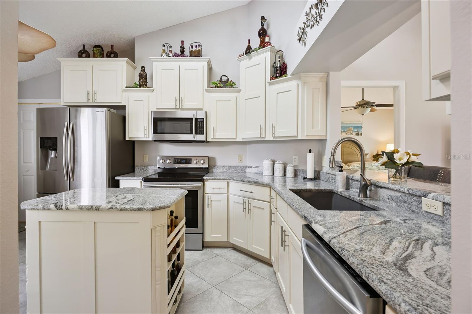 EUSTIS CROOKED LAKE RIDGE ADD 01 - Residential