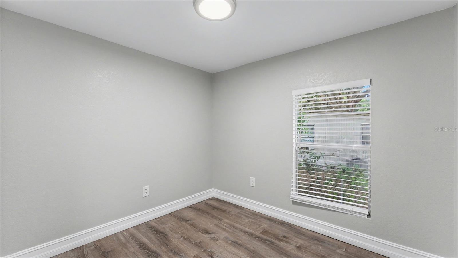 MARIANA WOODS - Residential