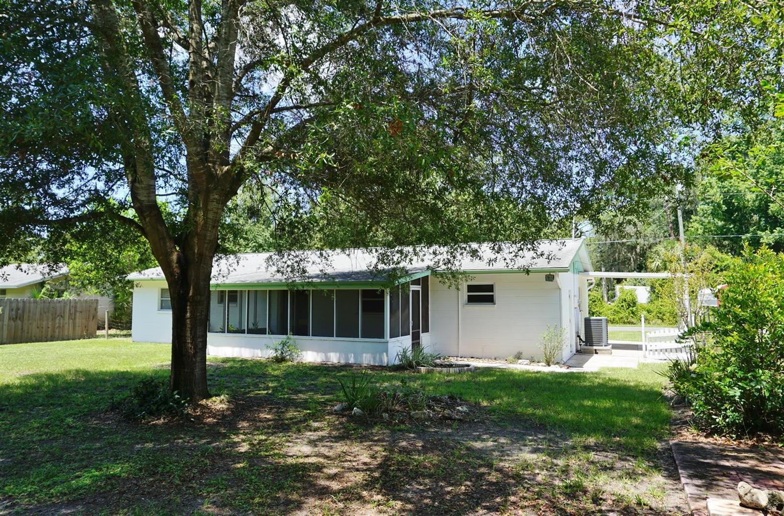 TROPIC TERRACE - Residential
