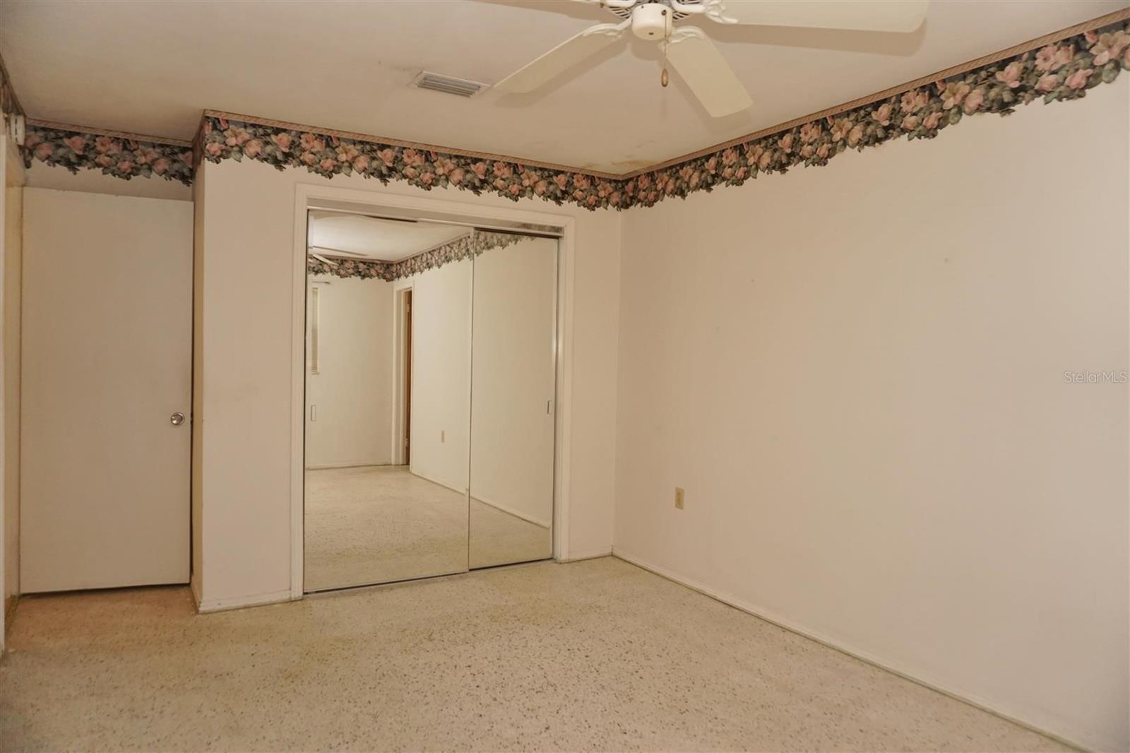 TROPIC TERRACE - Residential