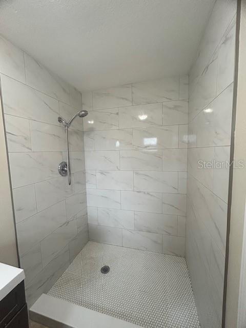COUNTRY CLUB MANOR UNIT 1 - Residential Lease