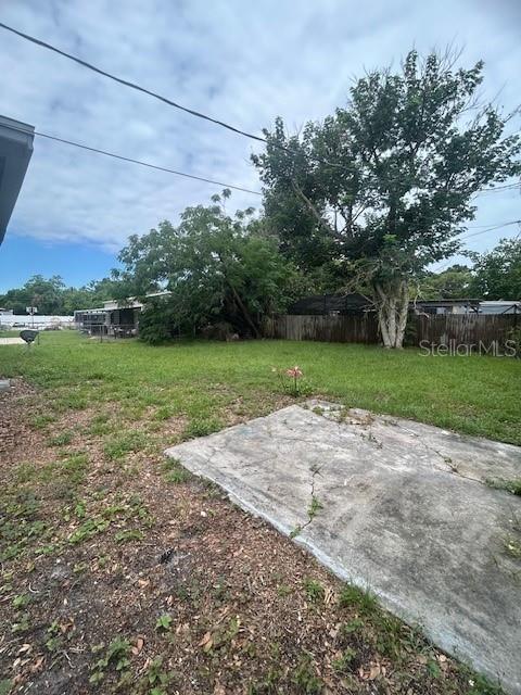 COUNTRY CLUB MANOR UNIT 1 - Residential Lease