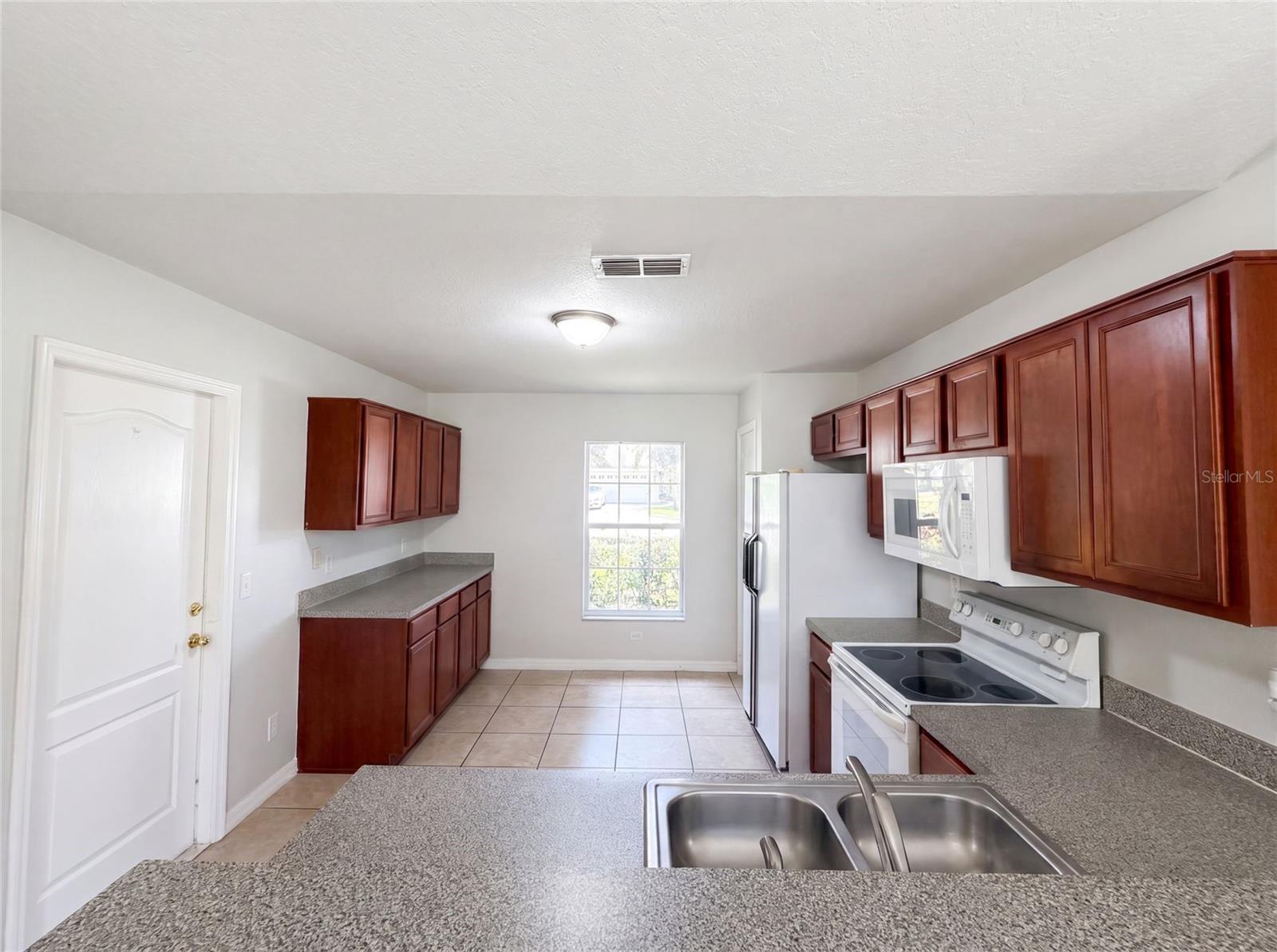 CHRISTIANA GARDENS - Residential