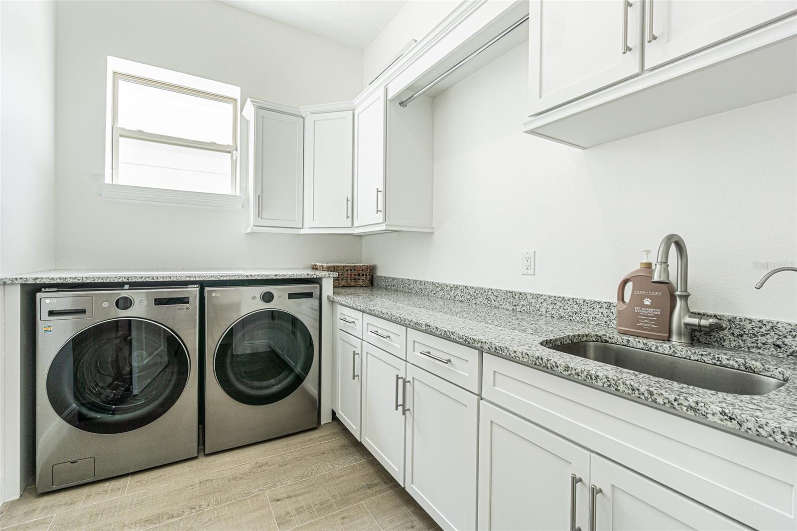 CANOPY OAKS PH 1 - Residential