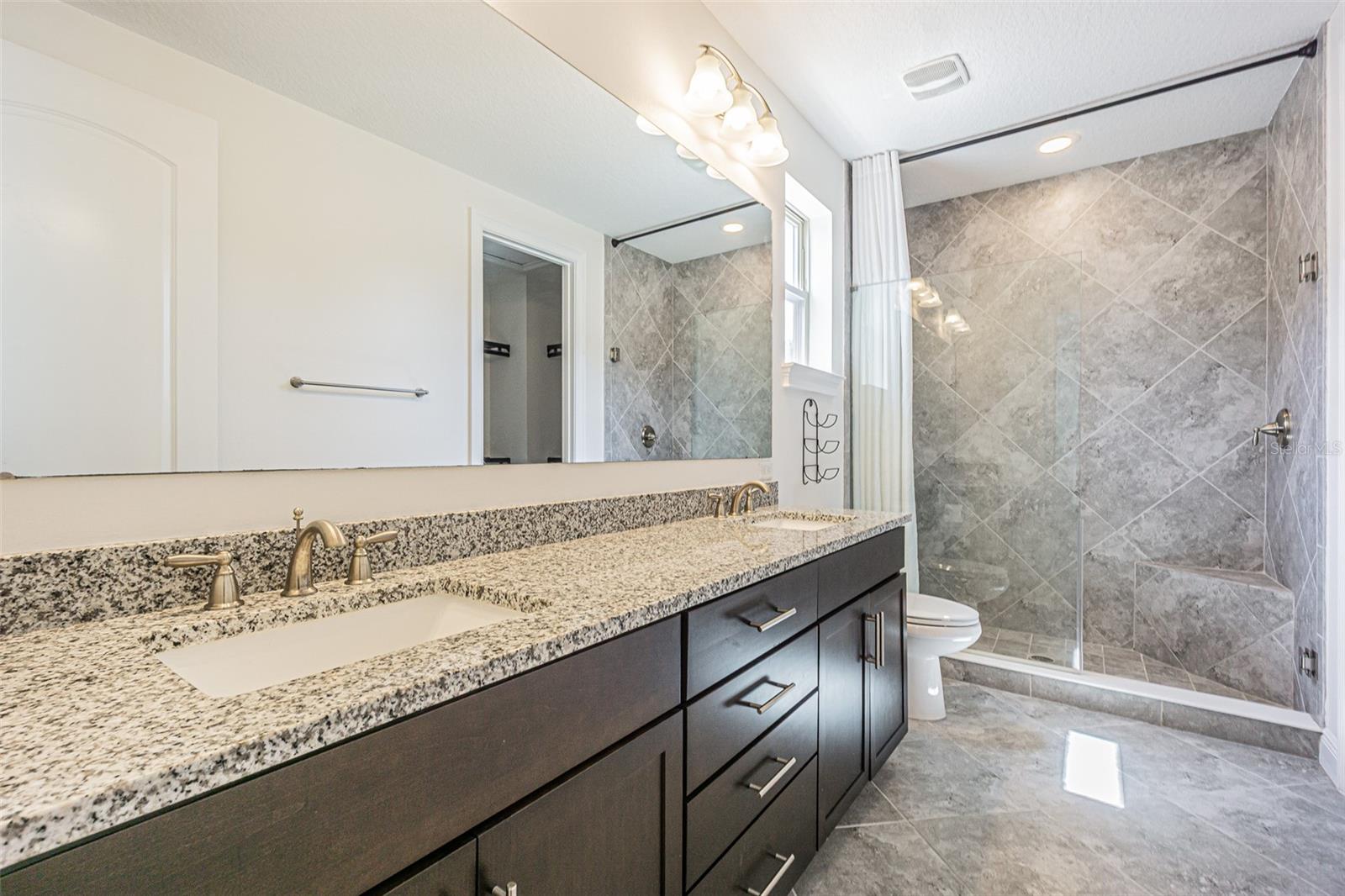 CANOPY OAKS PH 1 - Residential