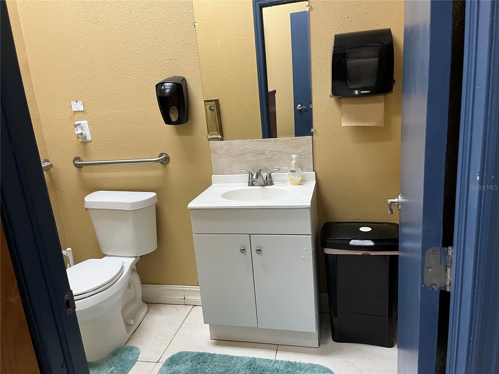 WEKIVA EXECUTIVE CENTRE CONDO - Commercial Sale