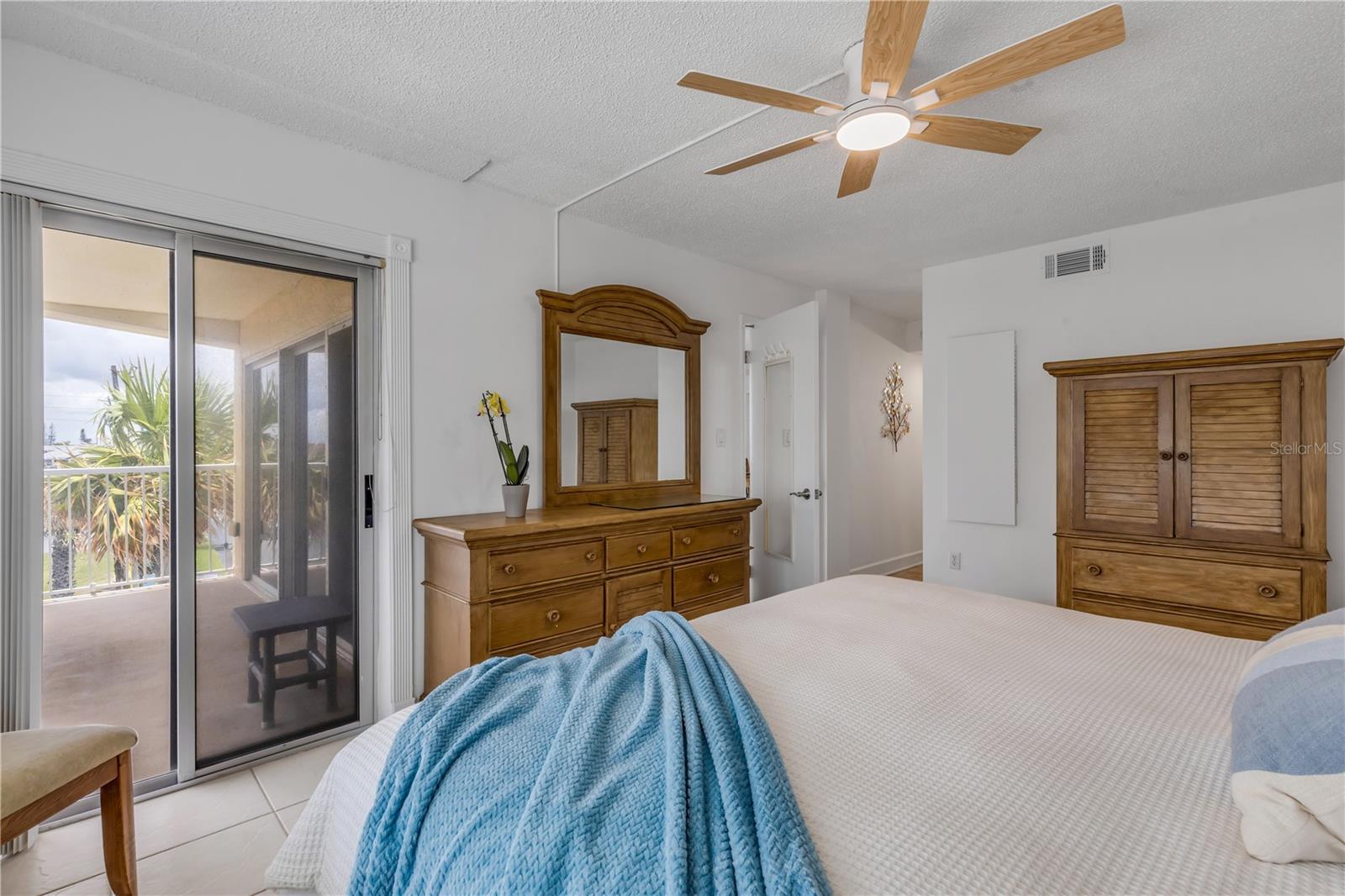 PONCE DE LEON TOWERS CONDO - Residential