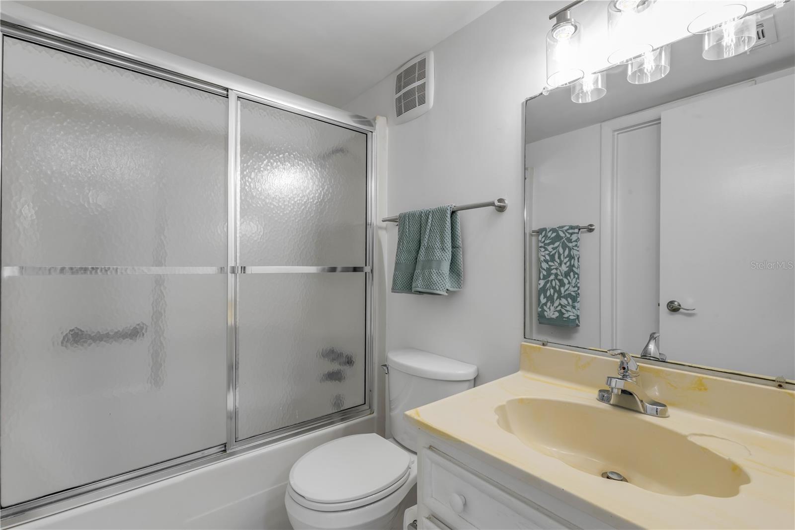 PONCE DE LEON TOWERS CONDO - Residential