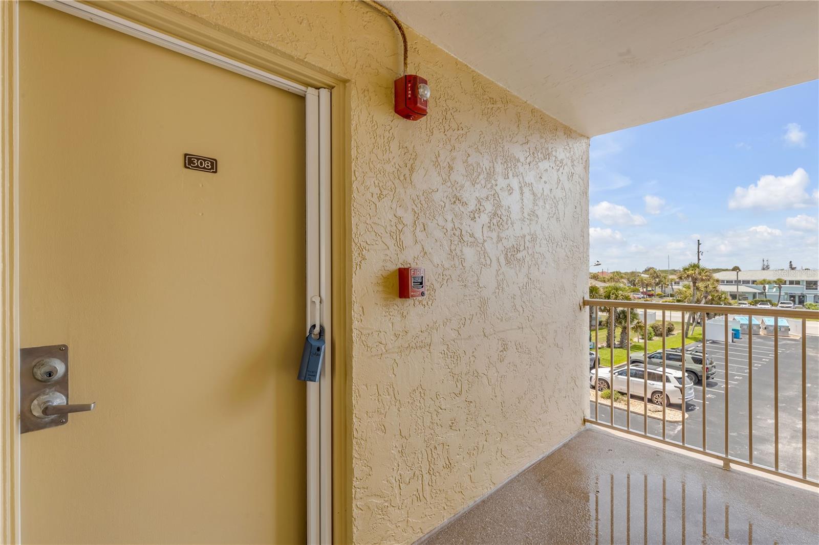PONCE DE LEON TOWERS CONDO - Residential