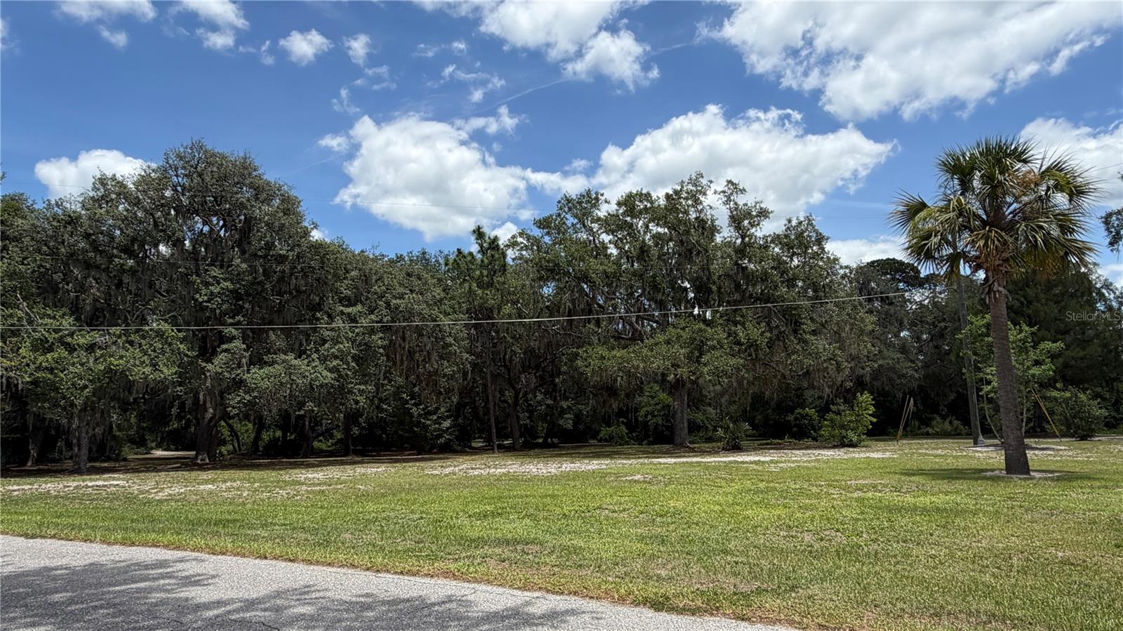UMATILLA MITCHENORS ADD - Land