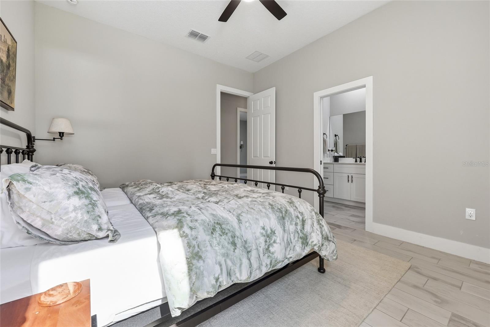 ROLLING HILLS ESTATES UN 5 - Residential