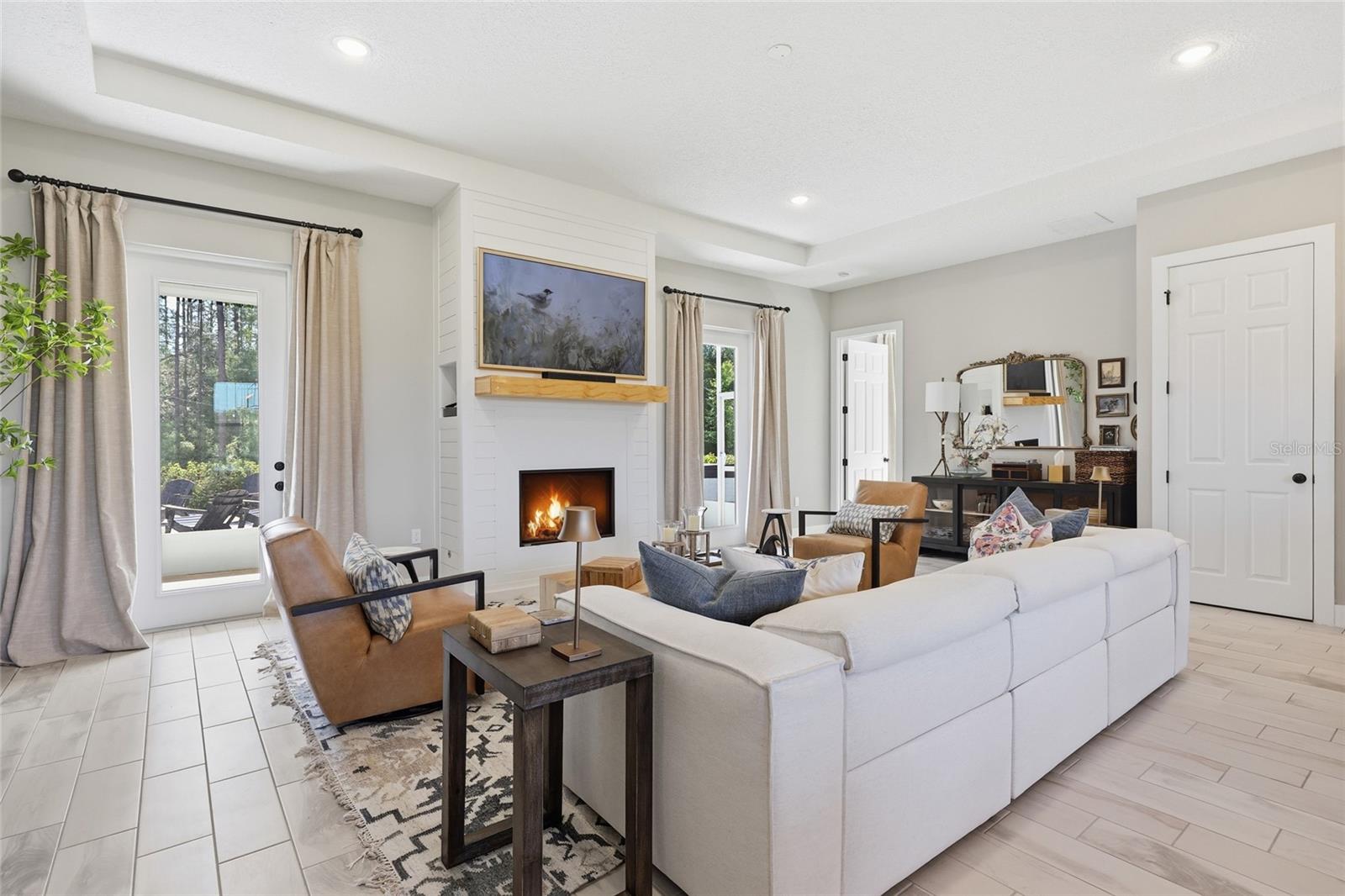 ROLLING HILLS ESTATES UN 5 - Residential