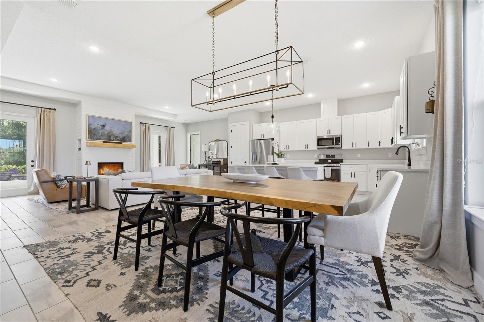 ROLLING HILLS ESTATES UN 5 - Residential