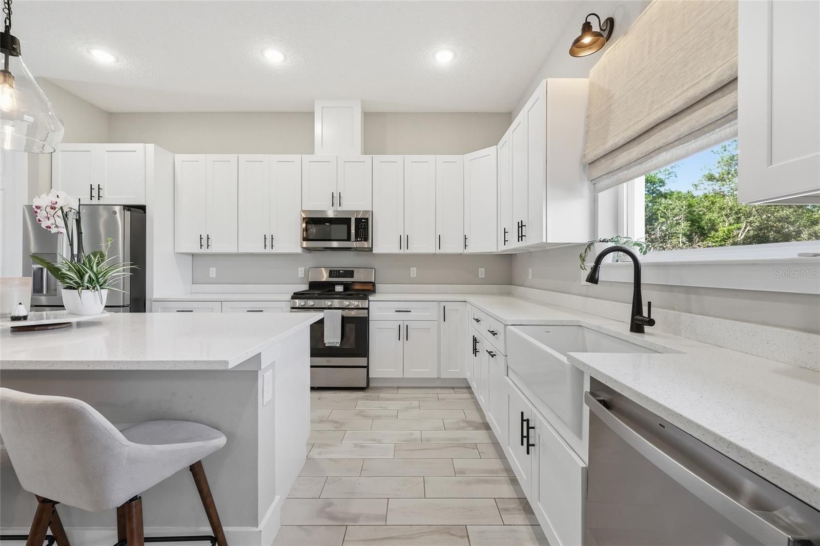 ROLLING HILLS ESTATES UN 5 - Residential