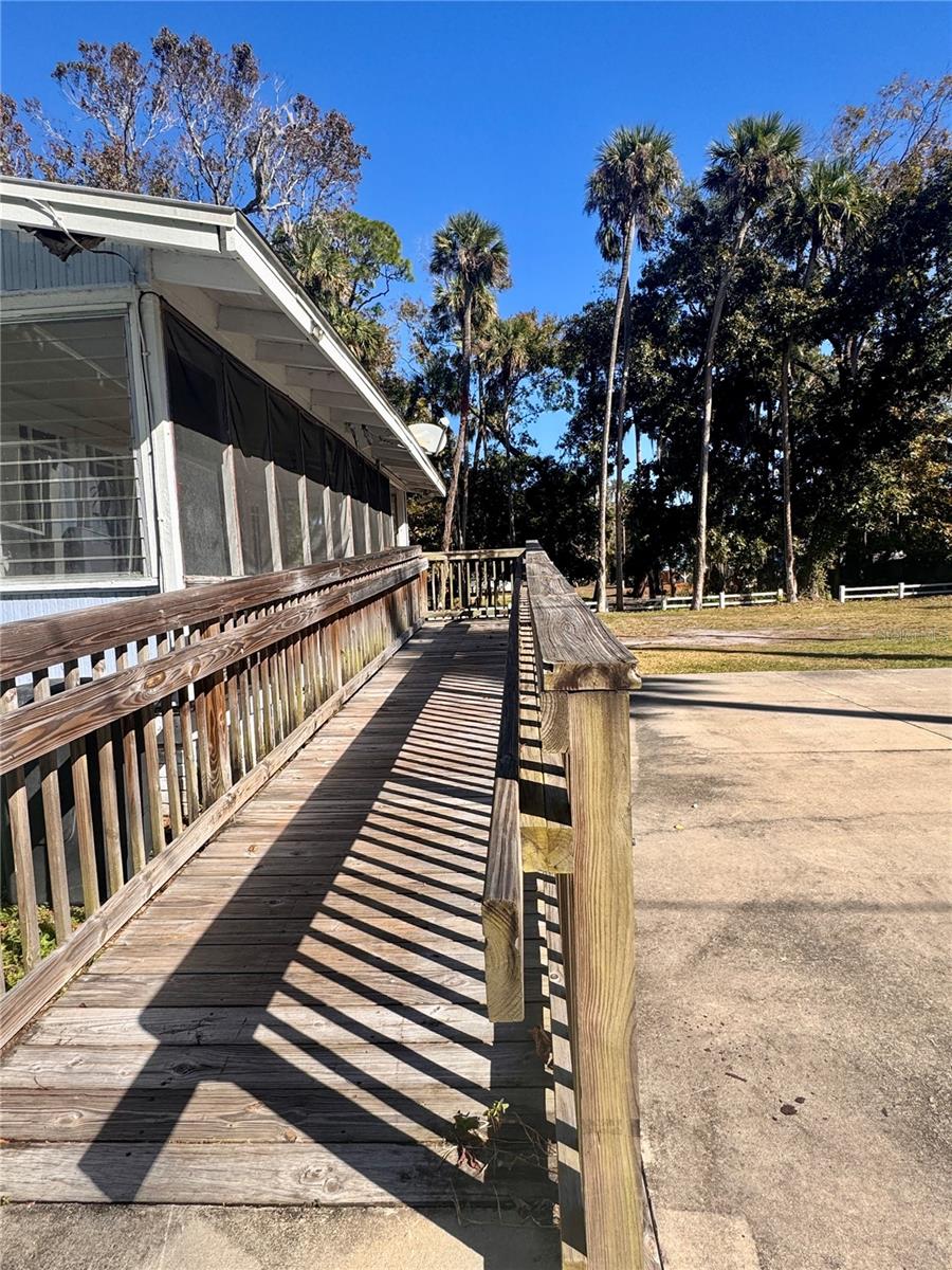 PARKSIDE - Commercial Sale