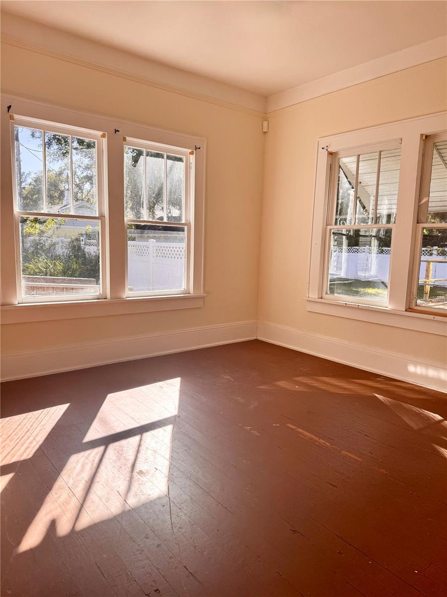 PARKSIDE - Commercial Sale