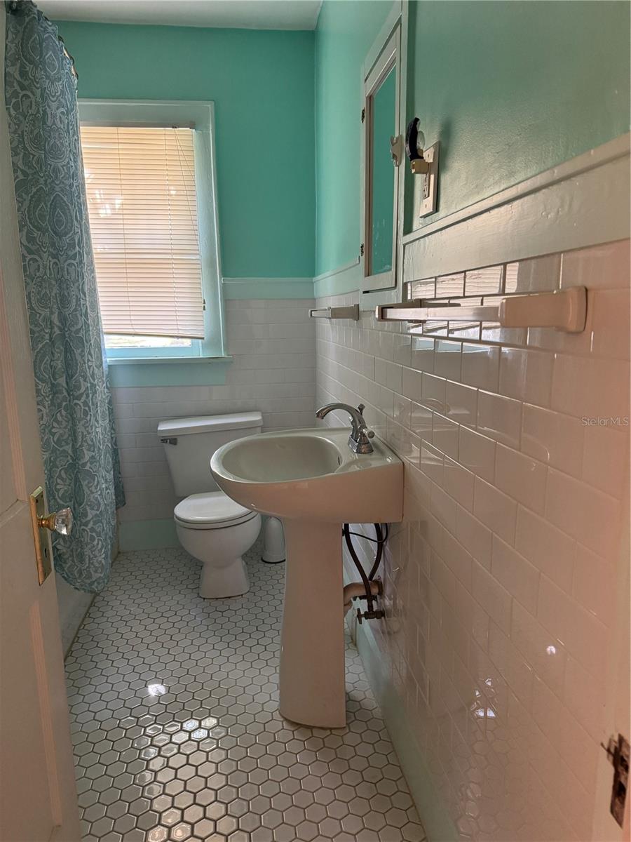 PARKSIDE - Commercial Sale