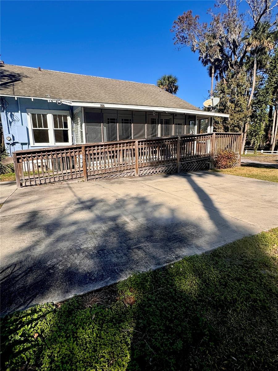 PARKSIDE - Commercial Sale